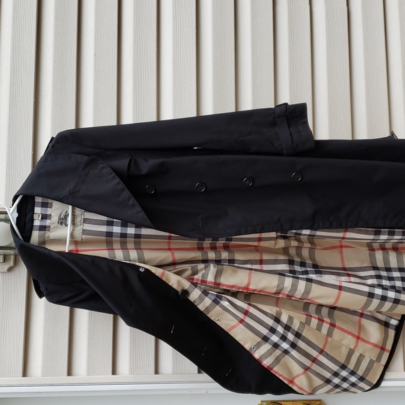 BURBERRY NOVA CHECK LINED CLASSIC DOUBLE-BREASTED TRENCH COAT